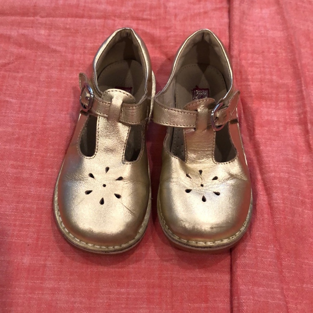 L’amour gold glitter shoes